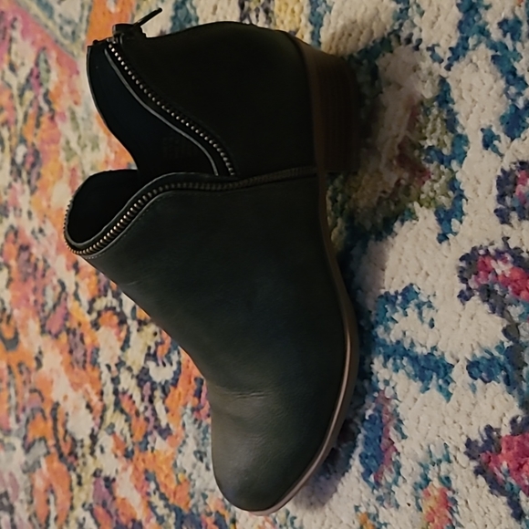 Booties!!! - Picture 4 of 4